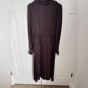 H&M | Dresses | Long Sleeve Mid Length Dress | Poshmark